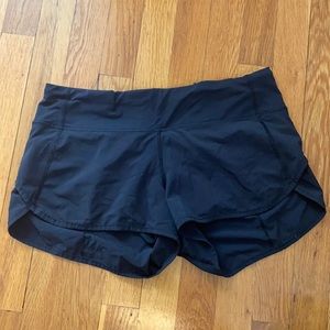 Lululemon Speed Up Low-Rise Short 2.5”